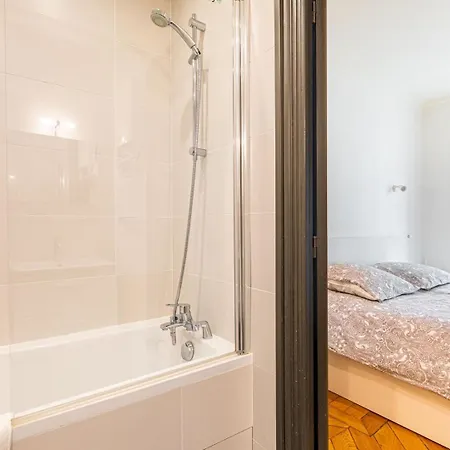 Guestready - Sejour De Charme Dans Le 4eme *